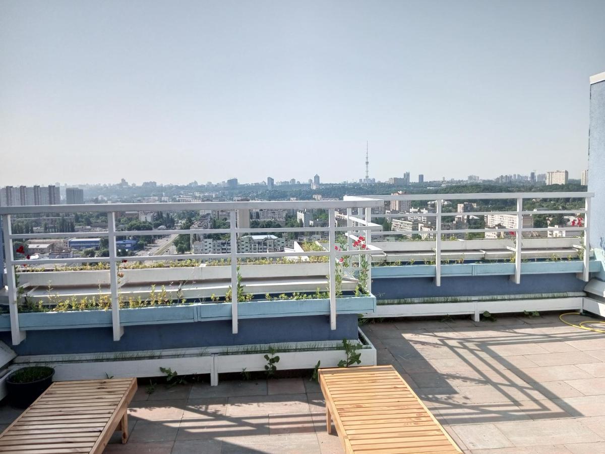 Небольшой Пентхаус С Прекрасным Видом На Город Kyiv Exterior photo